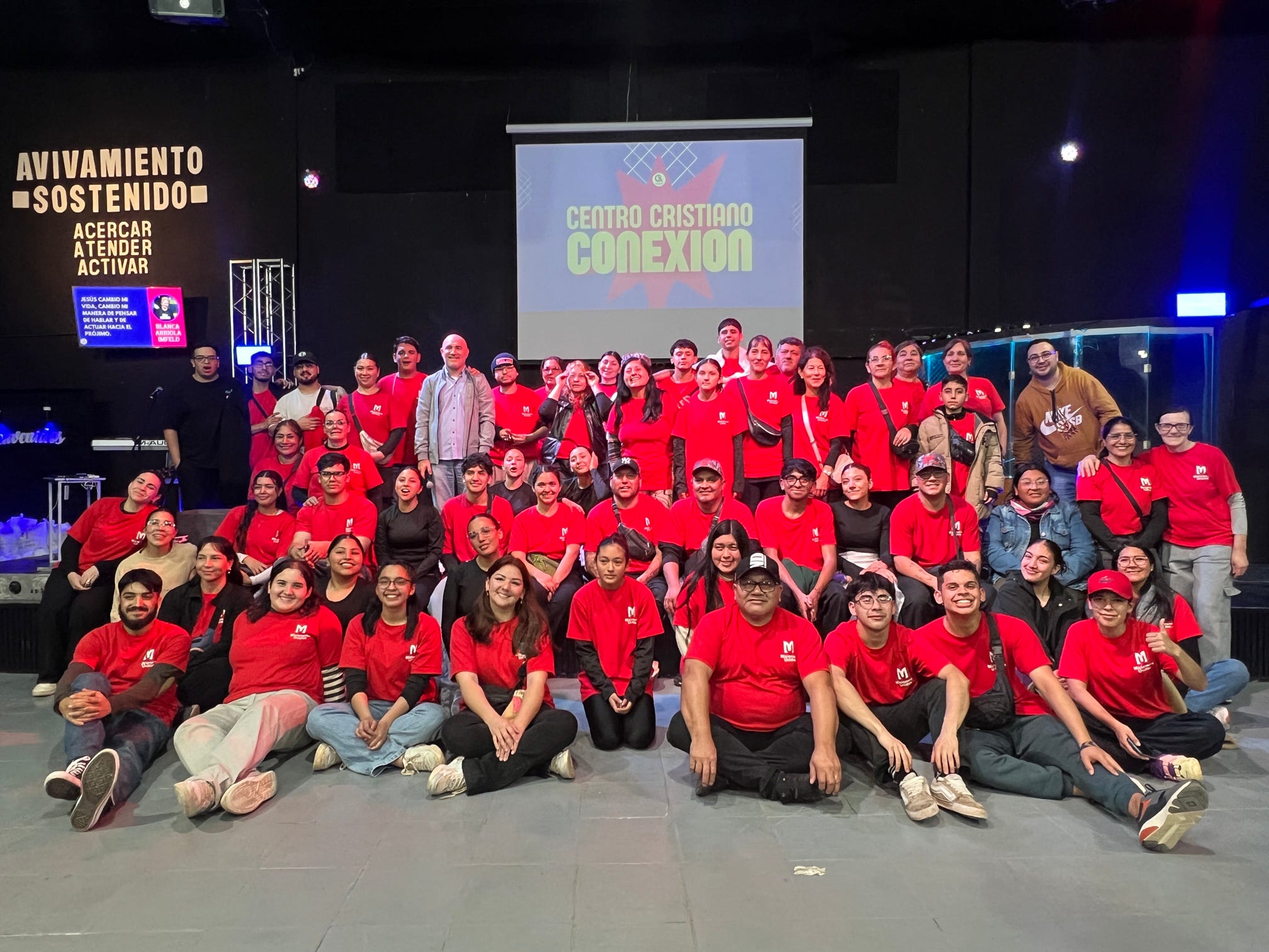 Equipo misionero en zona rural