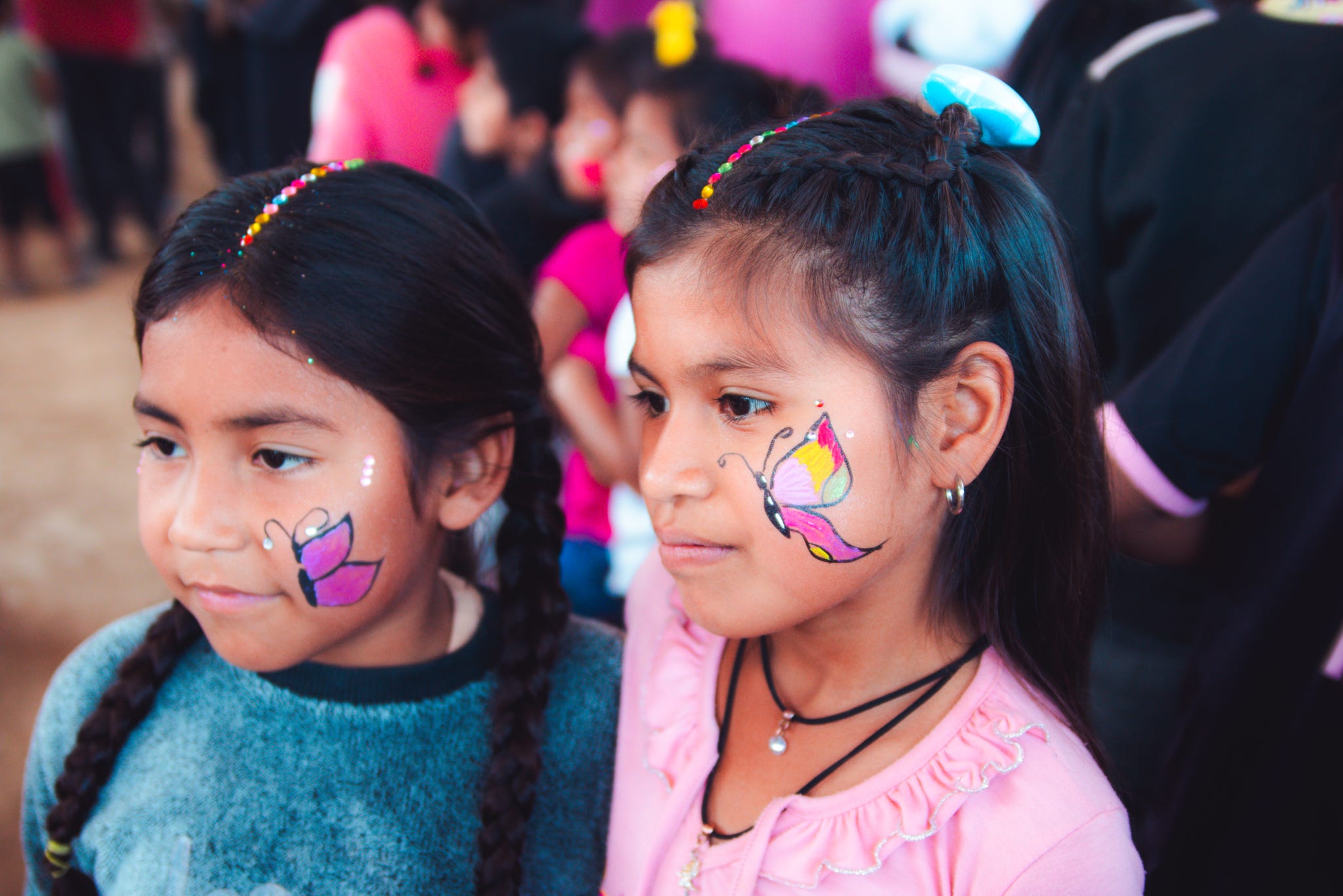 Misioneros compartiendo con la comunidad